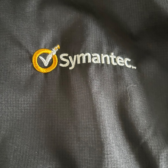 Callaway X Series Branded Symantec Rain Jacket - Size M - Picture 4 of 5